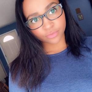 Meet your Posher, Lillian